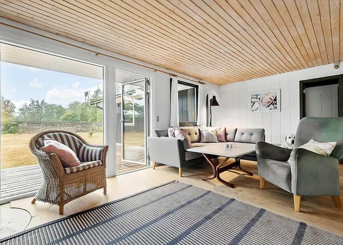 Casa vacanze 8003-knebel-skodshovedgard-41 *